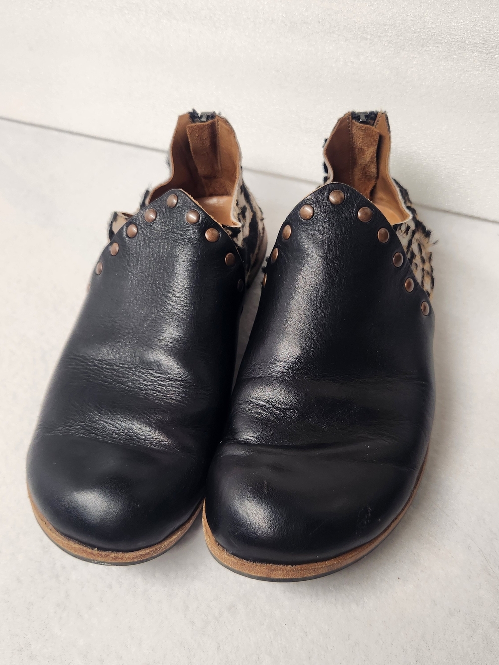 CYDWOQ Handmade Black Leather Studded Mules Cow Hair Calf Print EU 37.5 US 7.5